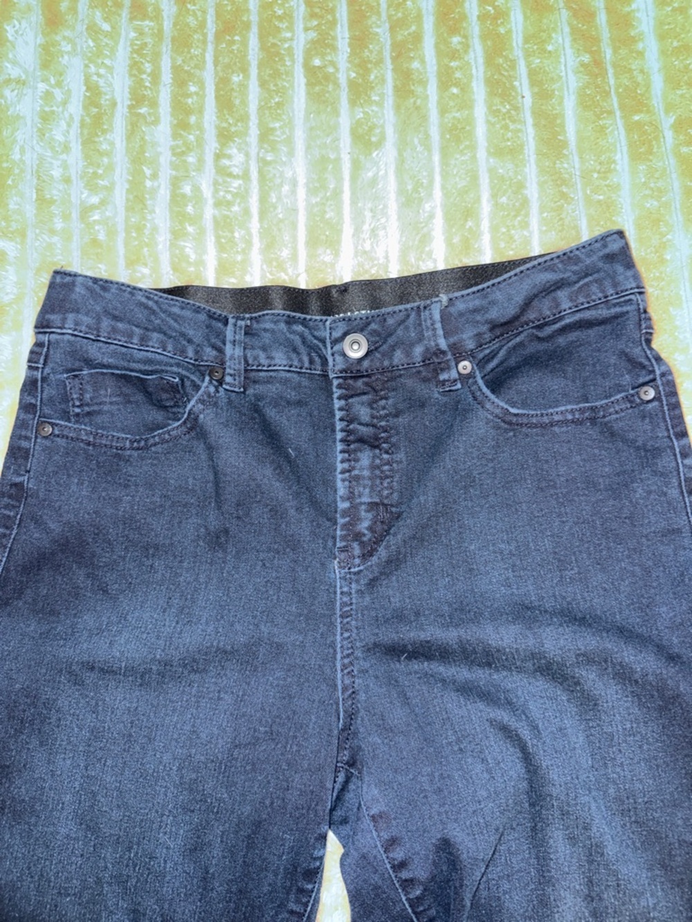 Signature Studio Women's Navy 5 Pocket STIRRUP Jeans Size 12 Wear w/ boots - Picture 5 of 9